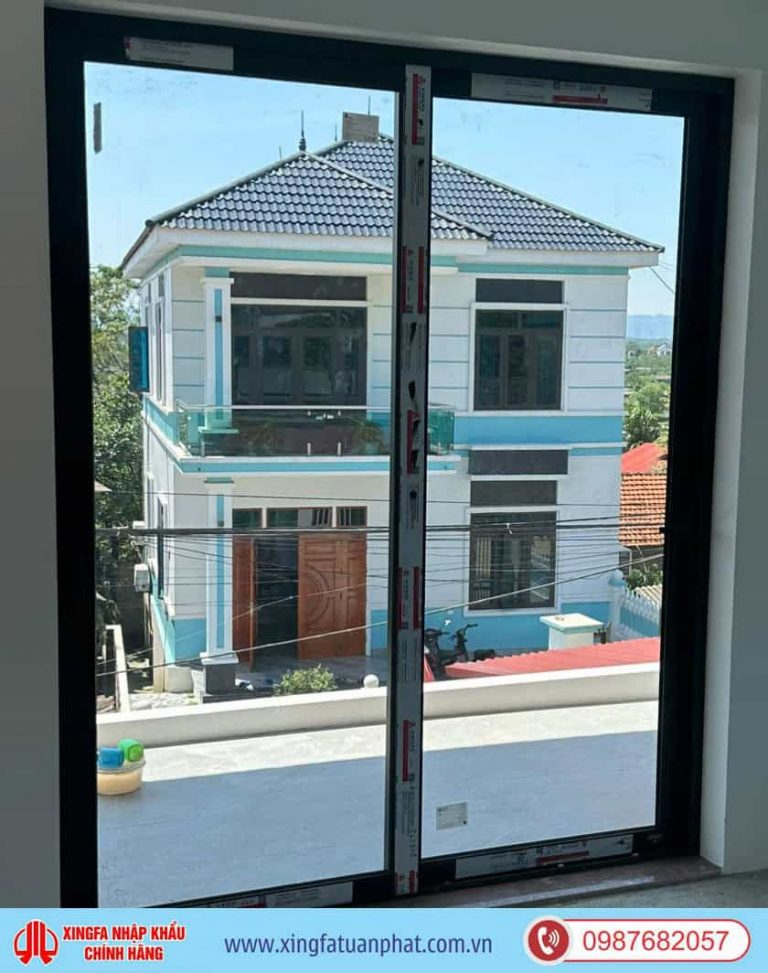 cua nhom xingfa nhap khau tai lam thao phu tho 11