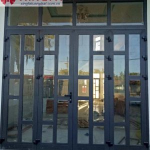 cua di mo quay 4 canh nhom xingfa nhap khau