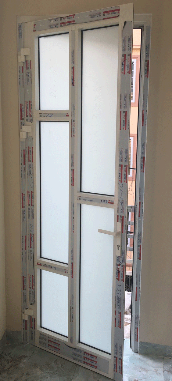 cua nhom xing fa nhap khau 13