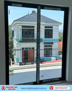 cua nhom xingfa nhap khau tai lam thao phu tho 11